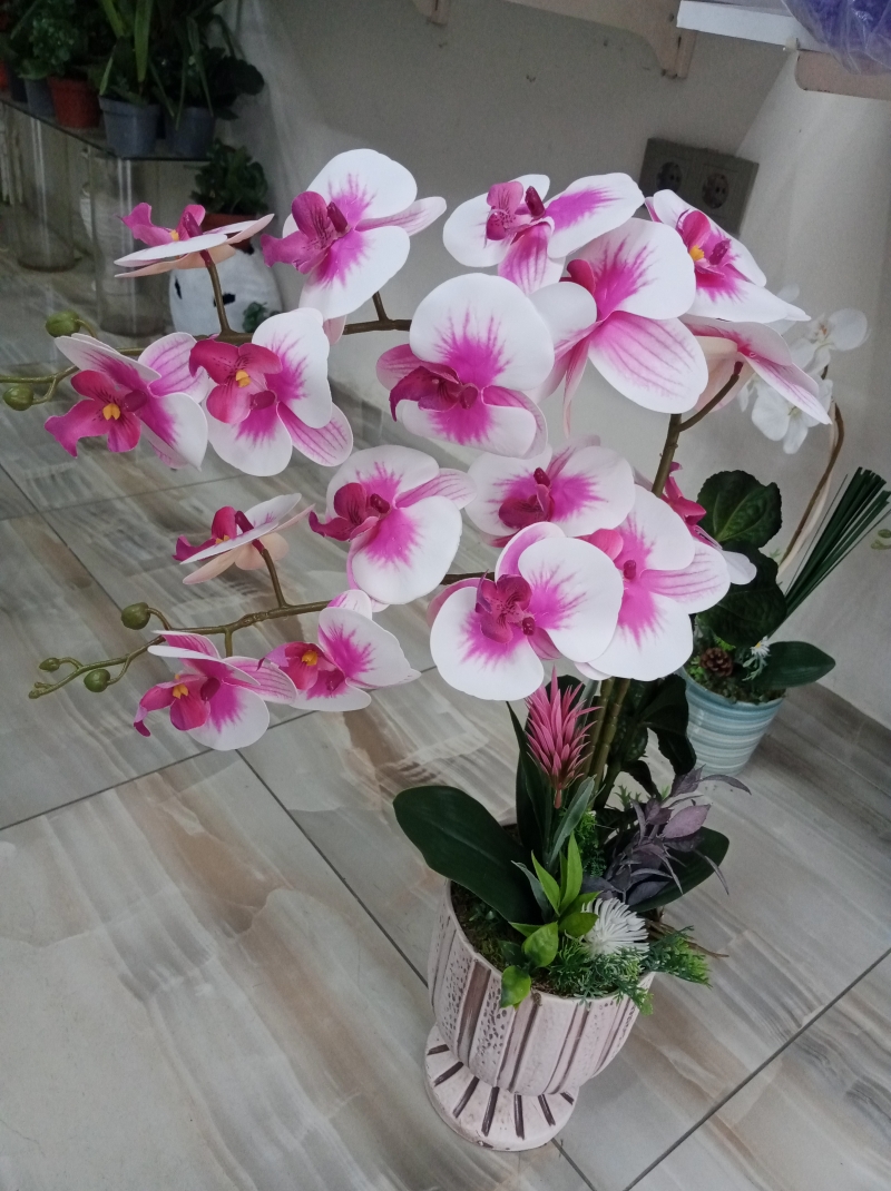 Yapay Pembe renkli Orkide 