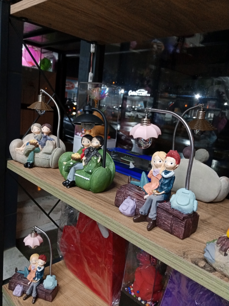 Özel tasarım ışıklı biblolar